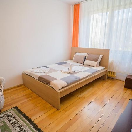 Rustic & Spacious 3Br Apartment Bukareszt Zewnętrze zdjęcie